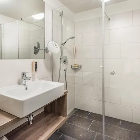 Amazing In With Sauna, Wifi And 2 Bedrooms 아파트